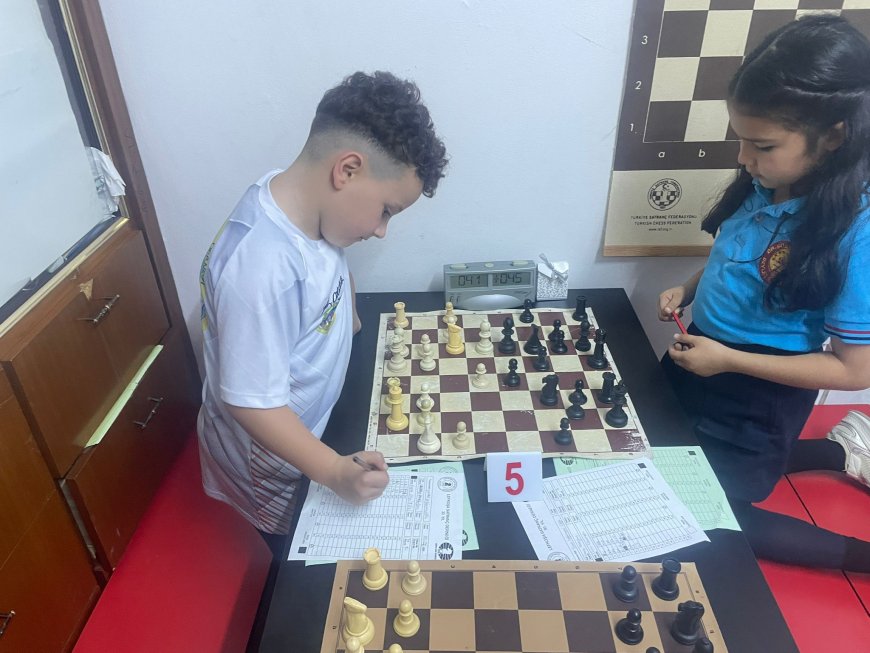 33 üncü YUSUF DEĞİRMENCİOĞLU ANI SATRANÇ TURNUVASI BAŞLADI.